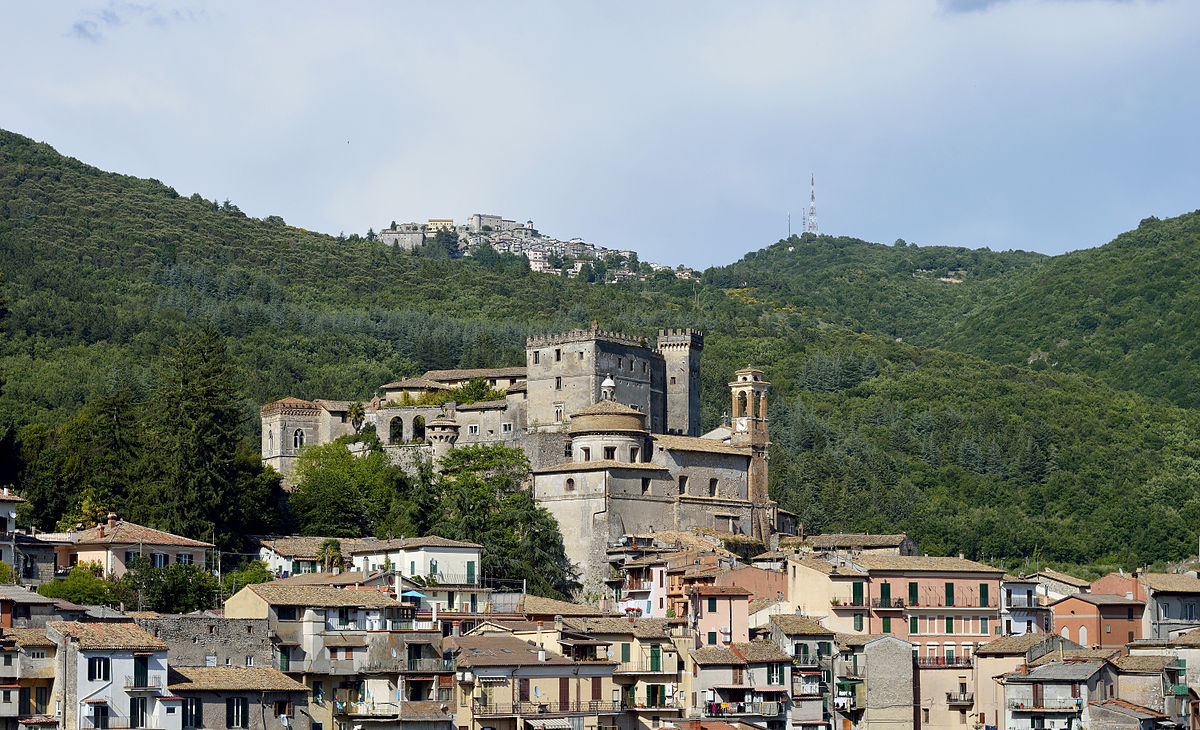 Massimo_Castle_(Arsoli) Massimo_Castle_(Arsoli)